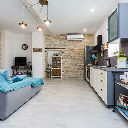 Apartment Nostalgija, Benkovac Bagian luar foto